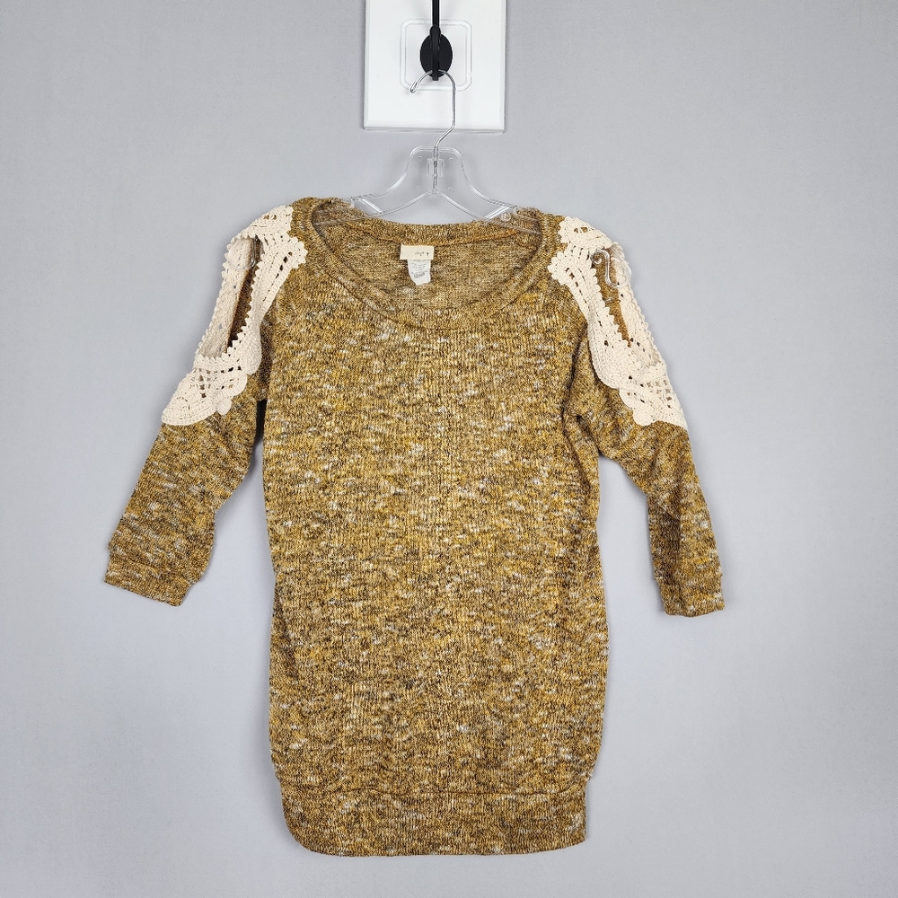 Daytrip Gold Sweater Shirt -  Cold Shoulder Sz XS Tunic Sweater